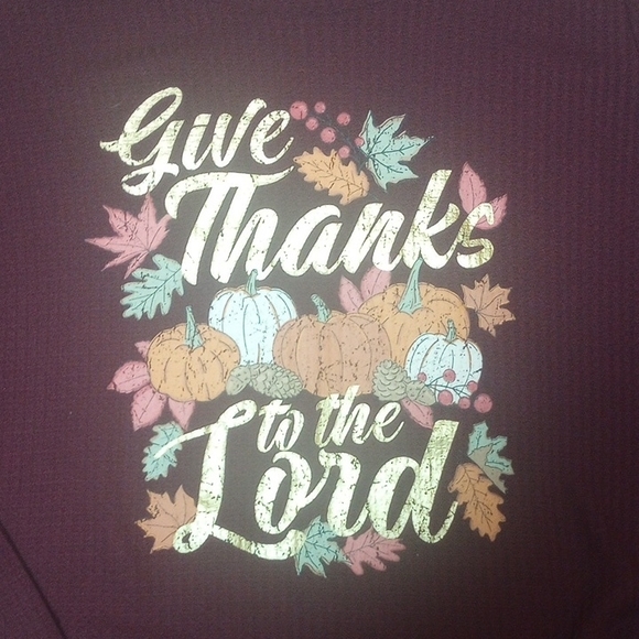 FREE  " Give Thanks To The Lord" TEE With Purchase - Picture 2 of 3